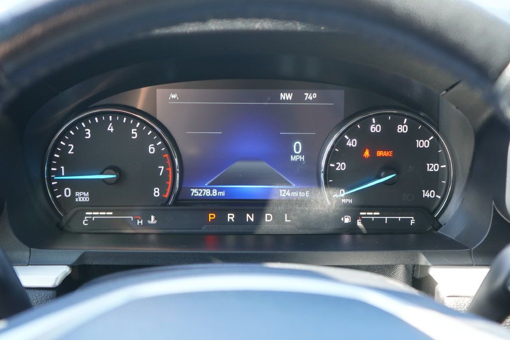 Used 2022 Ford Explorer XLT AWD/4WD image 19