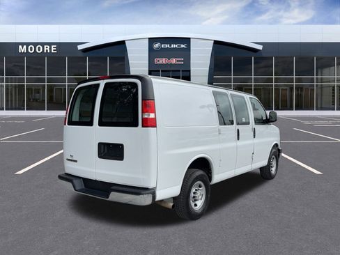 Used 2024 Chevrolet Express 2500 w/ Driver Convenience Package image 4