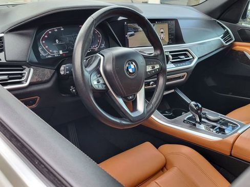 Used 2022 BMW X5 xDrive40i w/ Premium Package AWD/4WD image 5