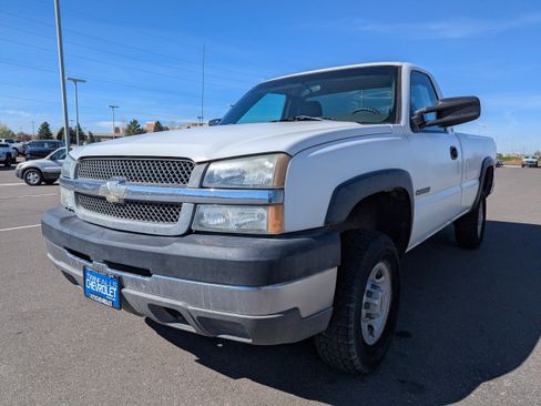 Used 2004 Chevrolet Silverado 2500 W/T AWD/4WD image 7
