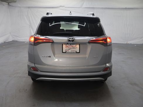 Used 2016 Toyota RAV4 XLE FWD image 6