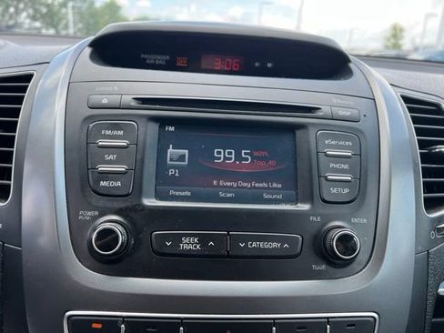Used 2014 Kia Sorento LX FWD image 20
