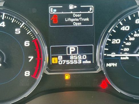 Used 2017 Subaru Forester 2.5i Limited image 13