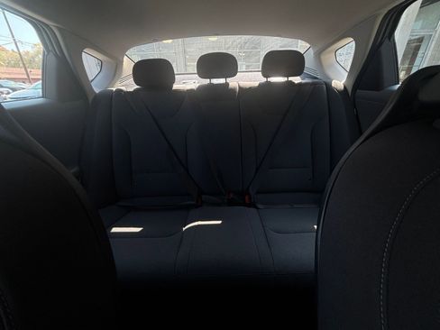 Used 2025 Kia K4 LXS image 38