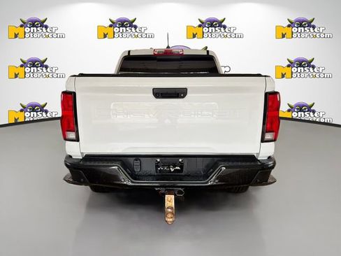 Used 2024 Chevrolet Colorado Z71 w/ Z71 Convenience Package 2 AWD/4WD image 5