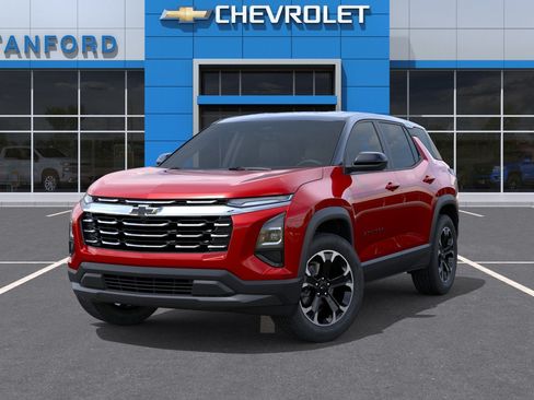 New 2026 Chevrolet Equinox LT w/ Convenience Package II FWD image 6