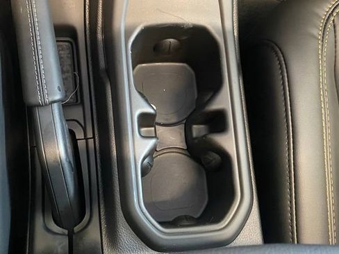 New 2025 Jeep Wrangler Unlimited Rubicon 392 image 27