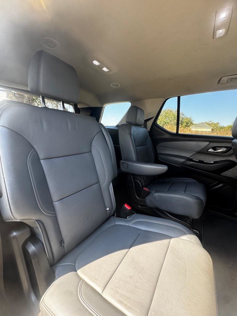 Used 2019 Chevrolet Traverse LT w/ LT Premium Package FWD image 16