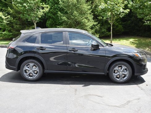 New 2027 Honda HR-V LX image 9