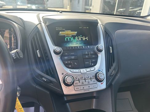 Used 2015 Chevrolet Equinox LT w/ Driver Convenience Package AWD/4WD image 19