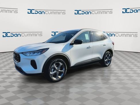 New 2026 Ford Escape ST-Line w/ Tech Pack #1 AWD/4WD image 5