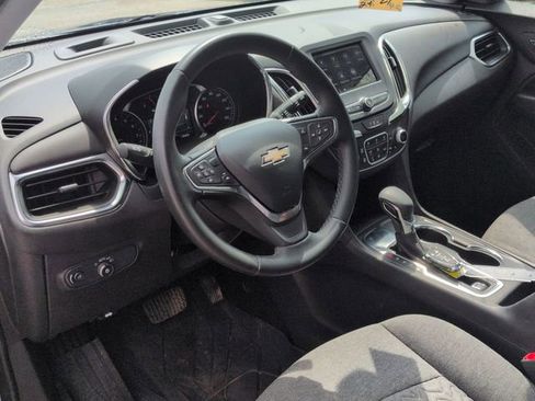 Used 2024 Chevrolet Equinox LT w/ LPO, Floor Liner Package FWD image 12