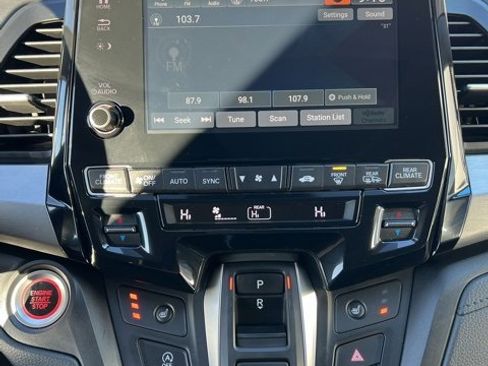 Used 2024 Honda Odyssey EX-L image 29