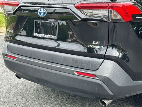 Used 2020 Toyota RAV4 LE AWD/4WD image 5