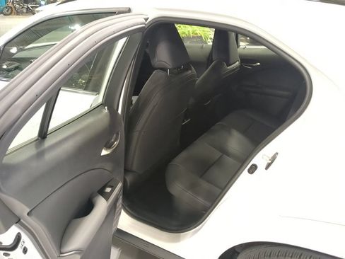 Used 2023 Lexus UX 250h F Sport AWD/4WD image 16