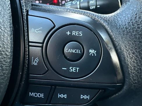 Certified 2021 Toyota RAV4 XLE image 32