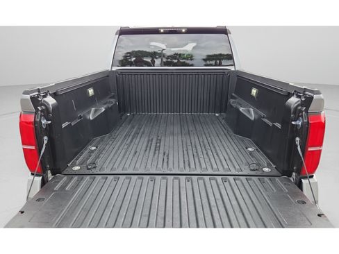 Certified 2025 Toyota Tacoma SR5 RWD image 9