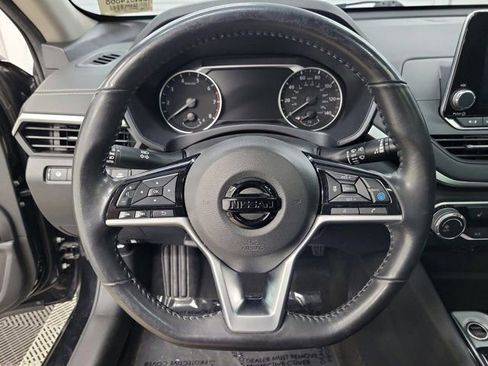 Certified 2022 Nissan Altima 2.5 SV w/ SV Premium Package image 24