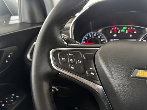 Used 2024 Chevrolet Equinox LT AWD/4WD image 32