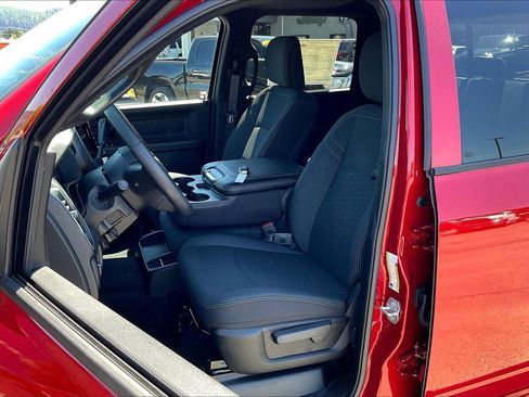 New 2025 RAM 2500 Tradesman AWD/4WD image 10