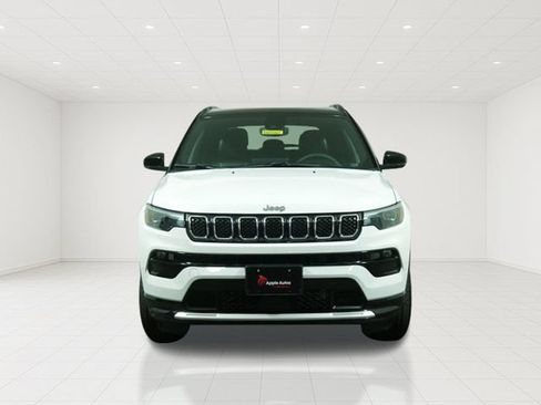 Certified 2023 Jeep Compass Limited w/ Elite Group AWD/4WD image 2