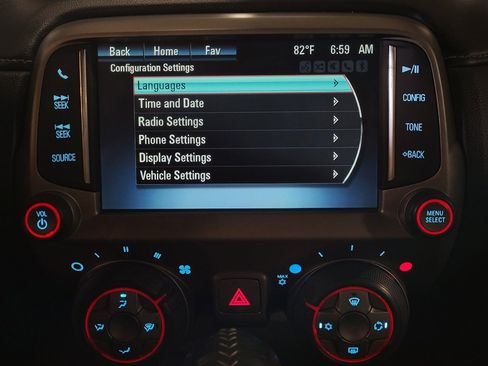 Used 2015 Chevrolet Camaro LT RWD image 25