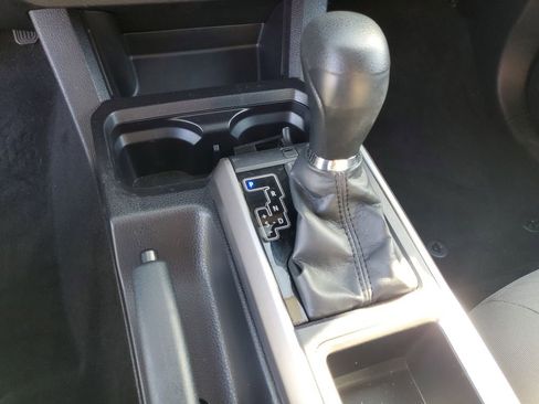 Certified 2022 Toyota Tacoma SR5 image 14