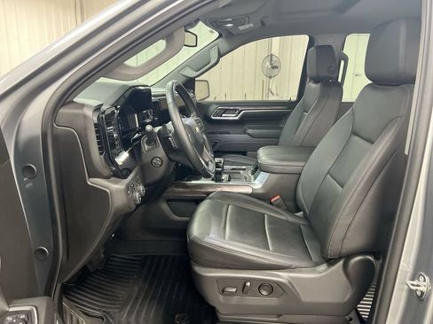 Used 2024 Chevrolet Silverado 1500 LTZ w/ Z71 Off-Road Package AWD/4WD image 20