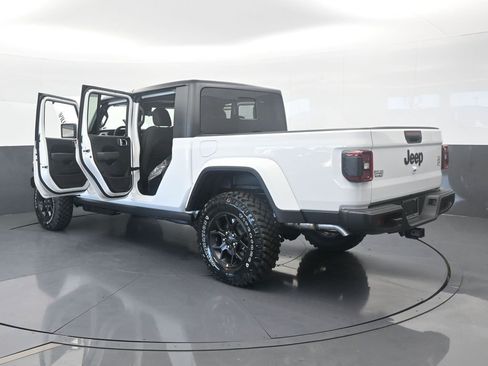 New 2026 Jeep Gladiator Willys image 76