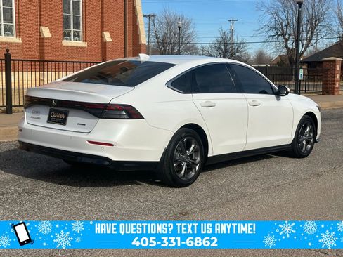 Used 2023 Honda Accord EX-L image 11