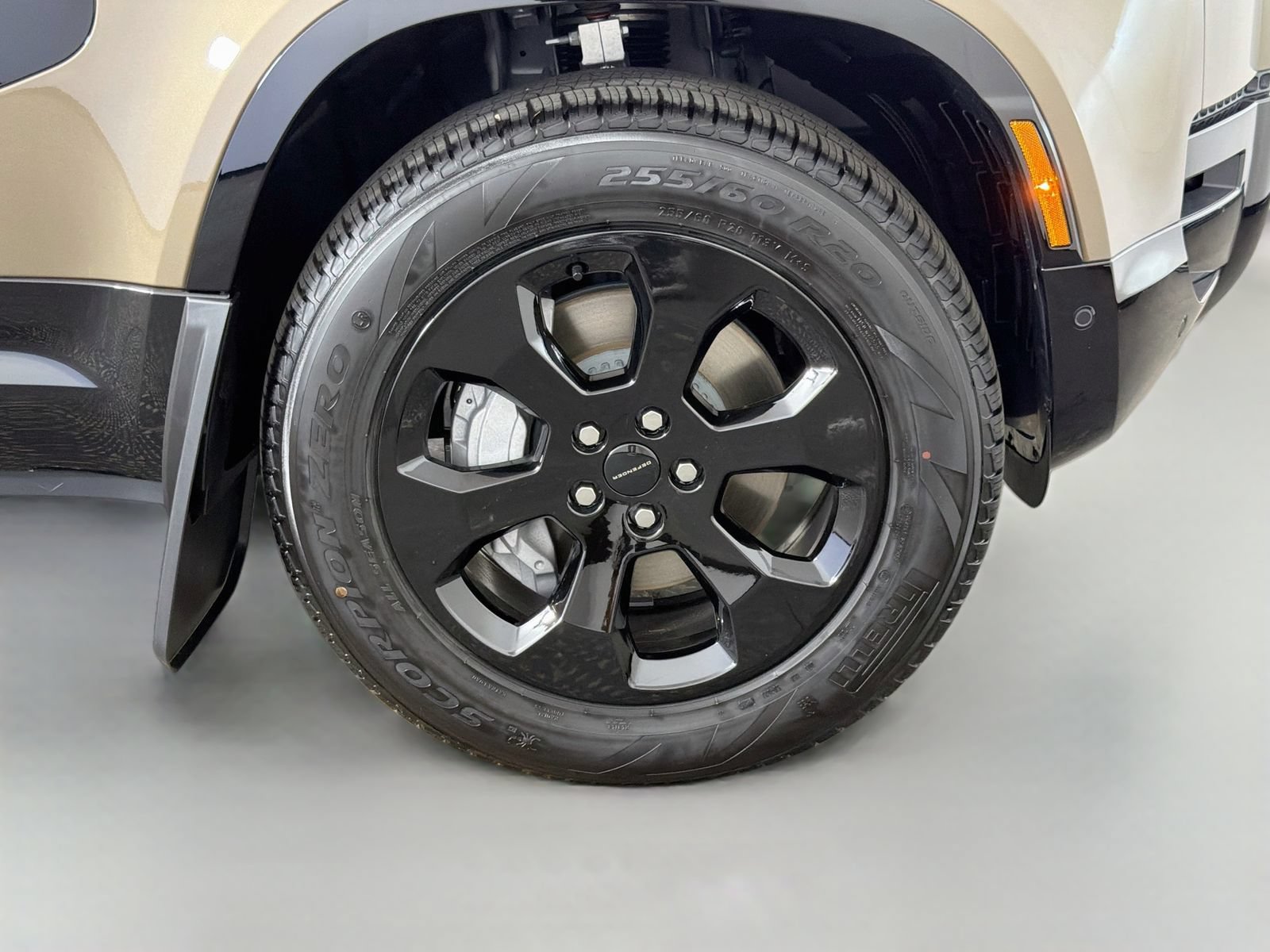 New 2026 Land Rover Defender 110 X-Dynamic SE AWD/4WD image 36
