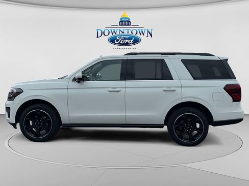 Used 2024 Ford Expedition Limited AWD/4WD image 6