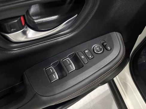 Used 2024 Honda HR-V Sport image 14