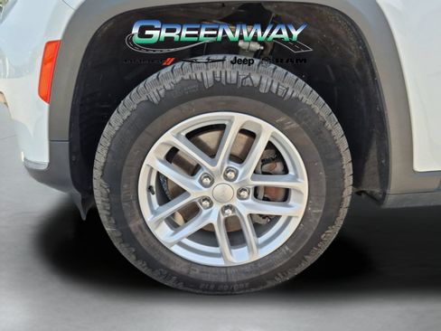 Used 2023 Jeep Grand Cherokee L Laredo w/ Luxury Tech Group I RWD image 32