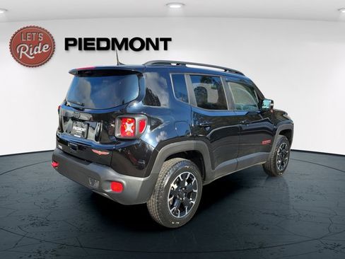 Certified 2023 Jeep Renegade Trailhawk image 7