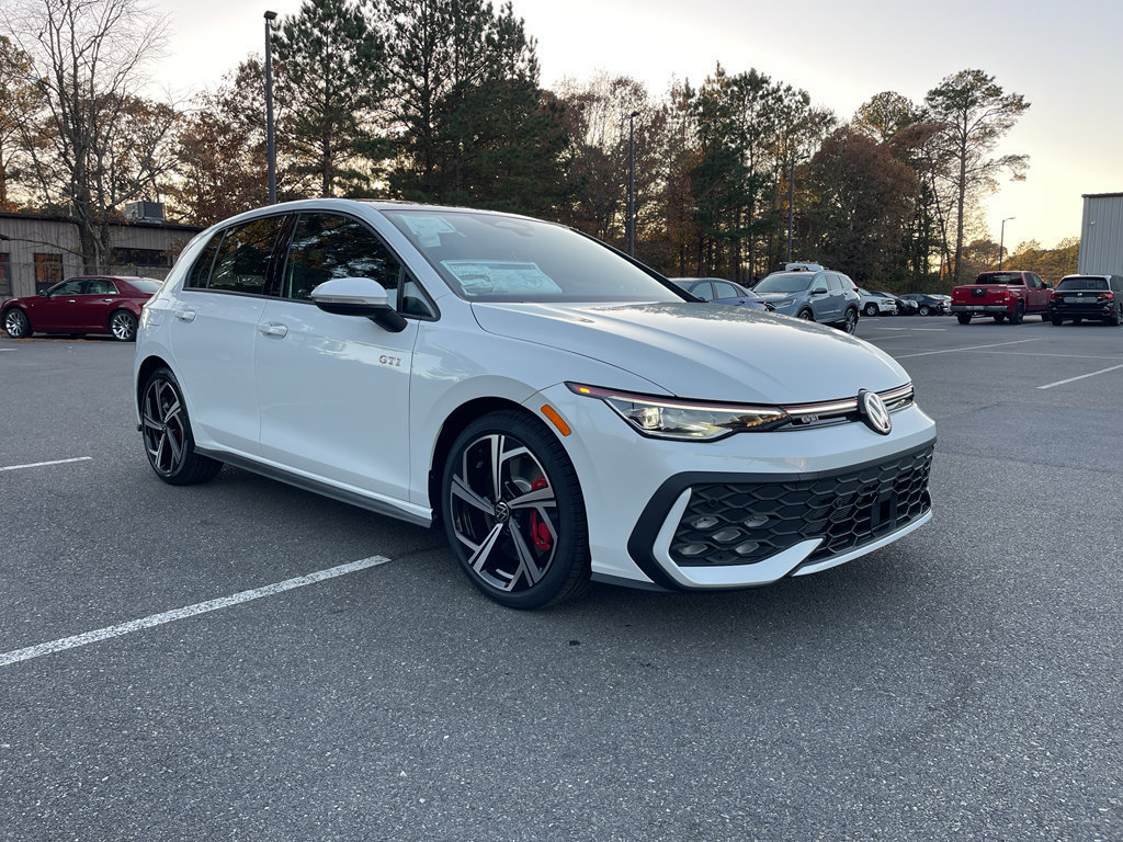 New 2026 Volkswagen GTI SE FWD image 5