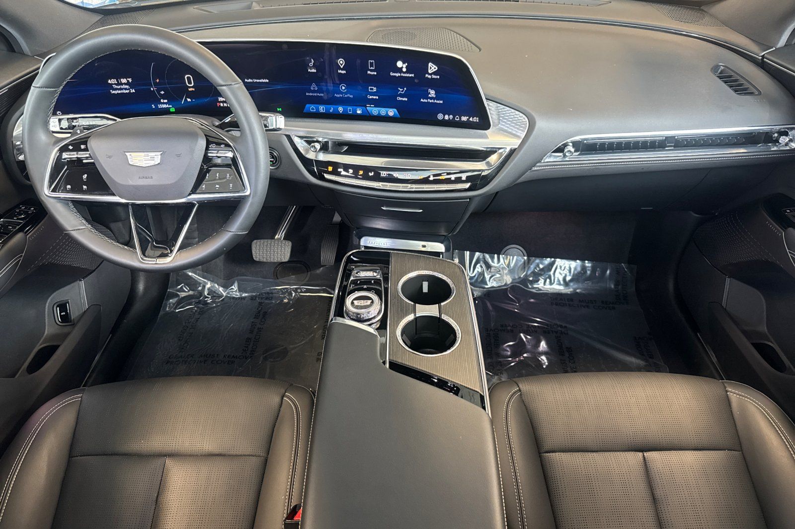 Certified 2024 Cadillac Lyriq Luxury RWD image 14