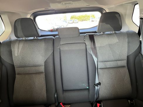 Used 2025 Nissan Rogue SV FWD image 40