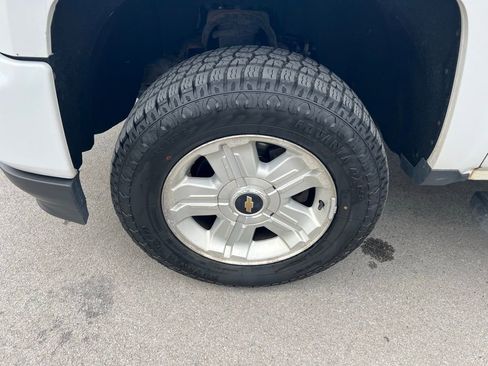 Used 2016 Chevrolet Silverado 1500 LTZ Z71 w/ LTZ Plus Package image 12