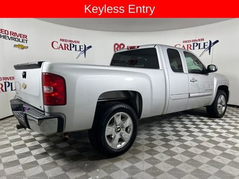 Used 2010 Chevrolet Silverado 1500 LT w/ Regional Value Package image 8