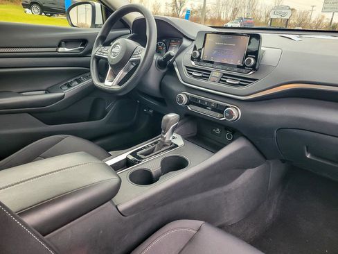 Used 2022 Nissan Altima 2.5 S image 22