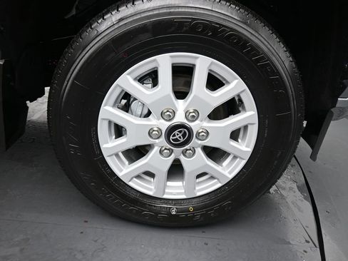 Used 2024 Toyota Tacoma SR w/ SR Upgrade Package image 10