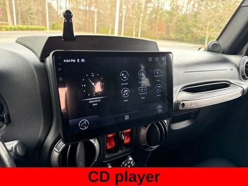 Used 2012 Jeep Wrangler Unlimited Sport image 17