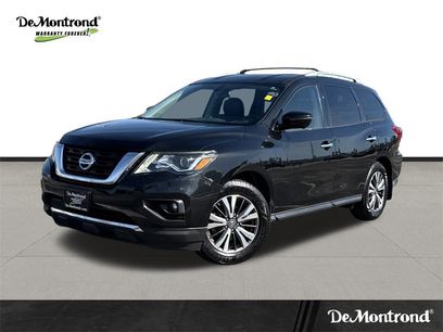 Used 2017 Nissan Pathfinder SL w/ SL Tech Package