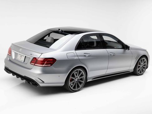 Used 2015 Mercedes-Benz E 63 AMG S-Model image 3