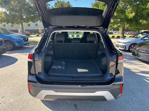 New 2026 Volkswagen Tiguan S image 7