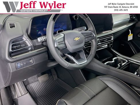 New 2026 Chevrolet Traverse High Country w/ LPO, Floor Liner Package FWD image 7