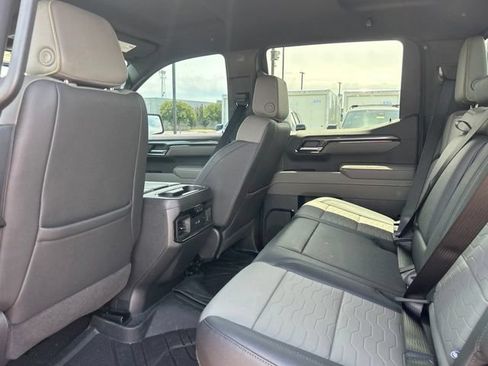Used 2025 Chevrolet Silverado 1500 ZR2 AWD/4WD image 26