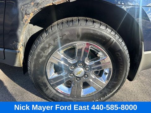 Used 2011 Chevrolet Traverse LT w/ Personal Connectivity Package image 29