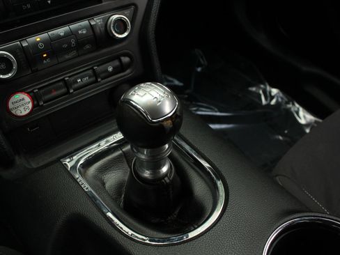Used 2016 Ford Mustang GT RWD image 27
